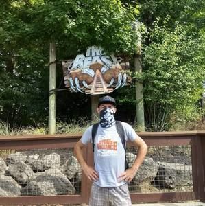 Meet your Posher, Everett